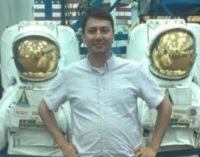 Cientista da NASA preso na Turquia retorna aos EUA