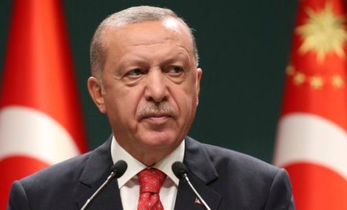 Turquia à beira da recessão com o colapso da economia