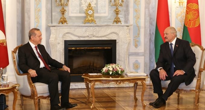 Erdoğan parabeniza homem forte da Bielorrússia por vitória eleitoral