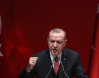 O homem forte da Turquia, Recep Tayyip Erdogan, sobe ao palco mundial