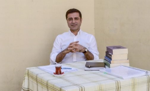 HDP não poderia ter encerrado as conversações de reconciliação do AKP com o PKK: Demirtaş