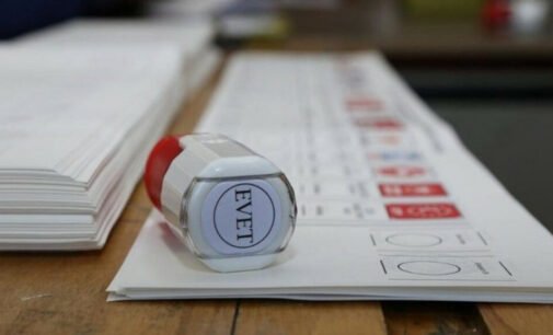 Voto do AKP cai para 29%, Erdoğan pode perder a presidência da Turquia