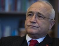 Ex-ministros deveriam ter sido julgados por corrupção, diz Cemil Çiçek