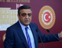 211 pessoas mortas, 248 maltratadas e torturadas na Turquia em julho