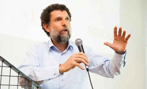 Incertezas pesam sobre os laços da Turquia com o Ocidente