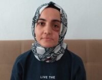 Mulher gravemente doente enviada para a prisão depois que as autoridades se recusarem a adiar sua sentença