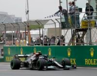 Bottas ganha na Turquia, vantagem do título para Verstappen