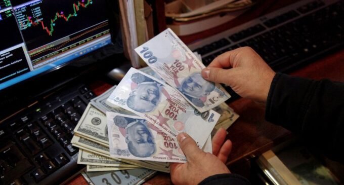 Inflação decola para quase 80% na Turquia conforme preços dos alimentos dobram