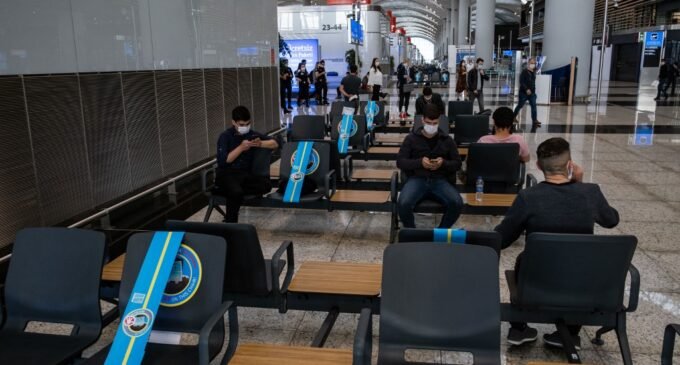 Departamento de Estado diz que cidadão americano preso na Turquia por vender passaporte não é diplomata