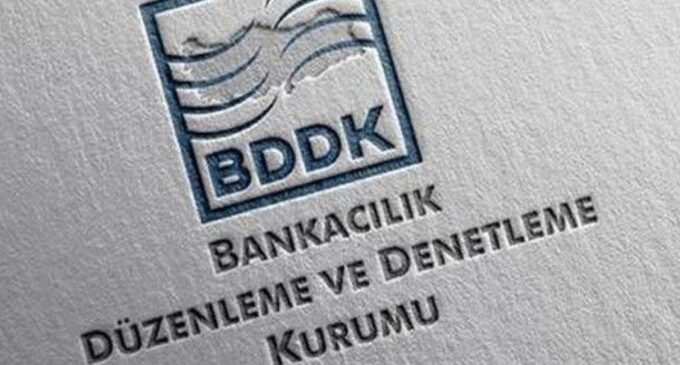 Cão de guarda bancário da Turquia ameaça com ação legal por causa de comentários críticos sobre a taxa de câmbio