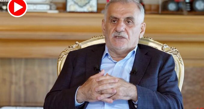 Proprietário de jornal pró-governo admite culpar sem nenhuma evidência o Hizmet por golpe fracassado