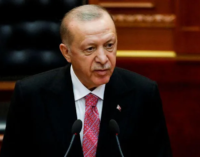 Turquia, membro da OTAN, oposta às sanções, em ligação com a Ucrânia