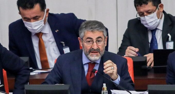 Turquia apresenta sua política pouco ortodoxa aos investidores londrinos