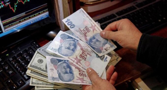Lira turca está em seu ponto mais fraco, não tem para onde ir, diz o ministro