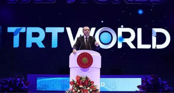 Com agravamento das condições econômicas na Turquia, impostos pagos para a ferramenta de propaganda do Erdoğan aumentam
