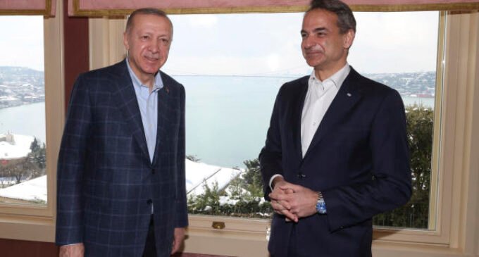 Turquia acusa jatos gregos de violar seu espaço aéreo