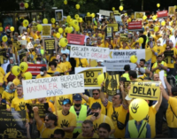 Centenas se reúnem no TEDH para exigir justiça para as vítimas da repressão pós-golpe na Turquia