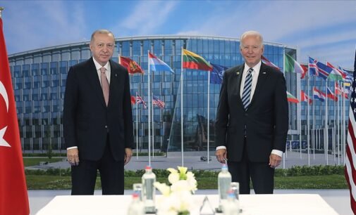 Líder de máfia soltou gravação telefônica com intermediário de Erdoğan pedindo-lhe para adiar revelações para depois da reunião Erdoğan-Biden