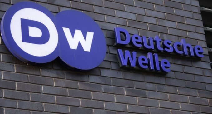 Turquia bloqueia o acesso à Deutsche Welle e à Voice of America 
