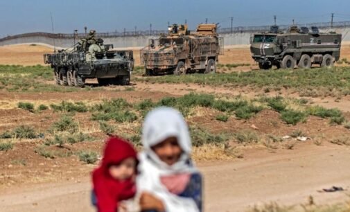 Líder da Turquia tem negócios inacabados na Síria. O que ele está esperando?
