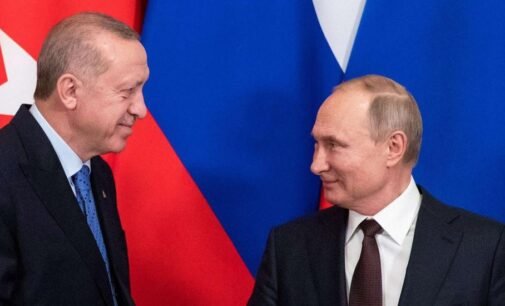Putin tem a chave para a reeleição de Erdoğan, diz o analista russo