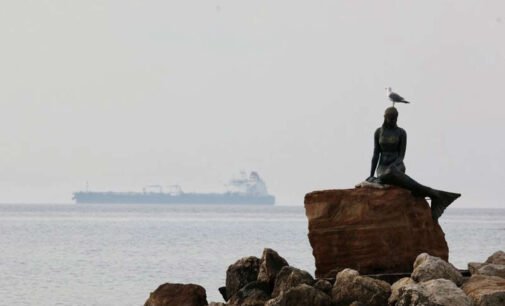 Bloqueio turco a petroleiros se aprofunda e rosna para sanções ao petróleo pela Rússia