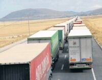 Rússia recorreu à Turquia no transporte terrestre para evitar sanções ocidentais