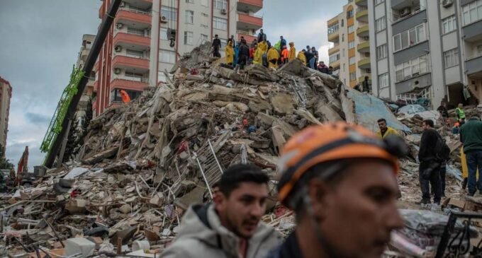 Mortes ultrapassam 12.000 na Turquia e Síria devido ao terremoto