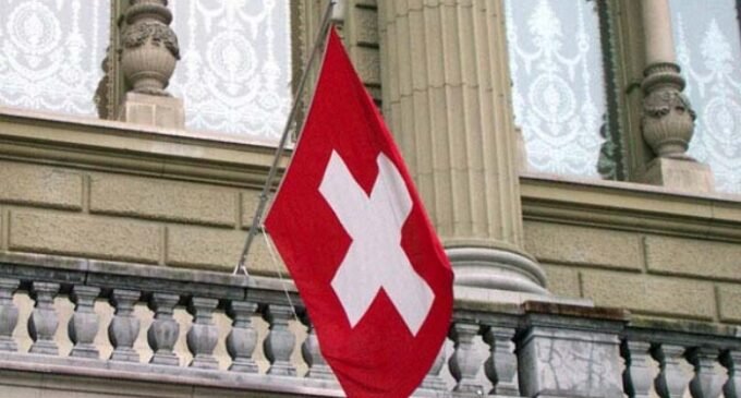Mais 2 países ocidentais fecham temporariamente os consulados em Istambul por razões de segurança