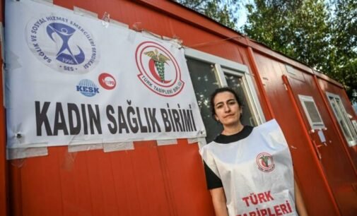 175.000 mulheres enfrentam possibilidade de gravidez devido à falta de cuidados médicos na zona do terremoto na Turquia