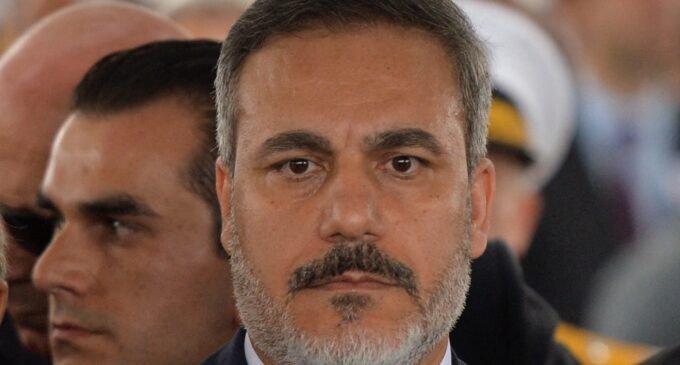 Chefe da inteligência turca, Hakan Fidan, admite ter visado e vigiado jornalistas no exterior