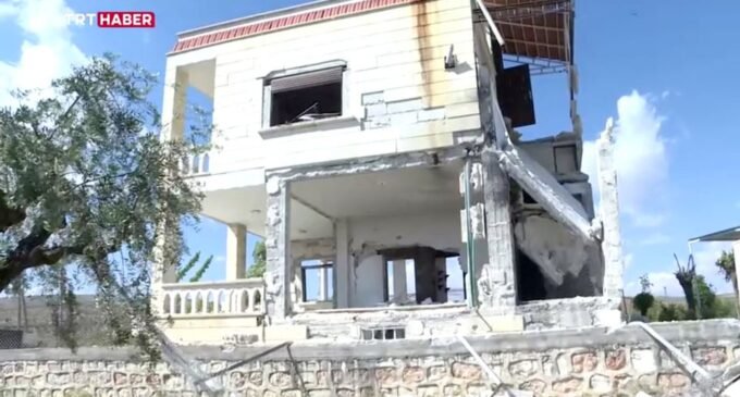 Invasão turca levou líder do ISIS a detonar colete suicida