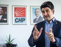 Kılıçdaroğlu demite vice-presidente do partido por falha no fluxo de dados na noite da eleição