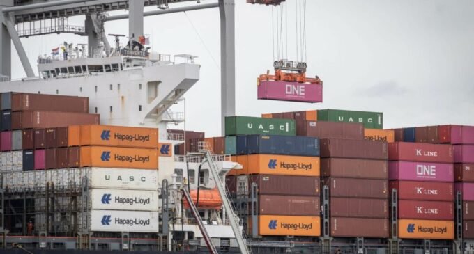 Empresas holandesas supostamente burlam sanções da Rússia via Turquia, diz relatório