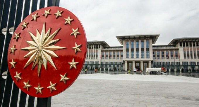 Uso mensal do fundo discricionário de Erdoğan disparou para US$ 59 milhões antes das eleições