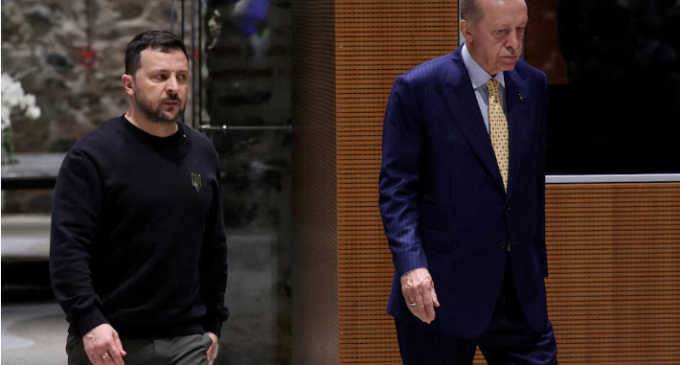 Erdogan da Turquia alerta contra a disseminação do conflito na Ucrânia para a OTAN, exacerbando a guerra