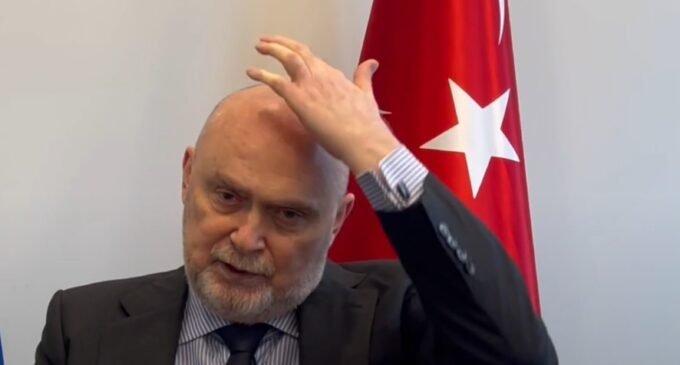OSCE nomeia aliado de Erdogan, com ligações com ISIS, como secretário-geral