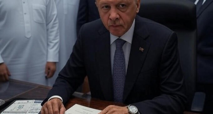 Família de Erdogan é acusada de usar empresas de fachada para ocultar receitas de trânsito de petróleo do Iraque
