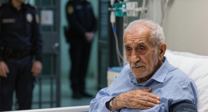 Idoso com Alzheimer ligado ao Hizmet volta à UTI após nova prisão
