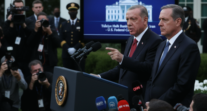 Suprema Corte dos EUA rejeitou recurso do Halkbank: Erdogan enfrenta possível implicação em escândalo de lavagem de dinheiro para o Irã