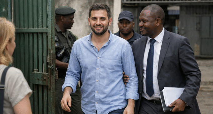 Advogado detido em Moçambique após pedido de extradição da Turquia é libertado enquanto aguarda julgamento