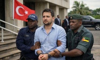 Advogado turco detido em Moçambique enfrenta extradição por ligações com o Hizmet