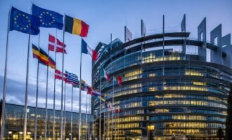 Parlamentares europeus e defensores de direitos pedem que Turquia inclua Movimento Hizmet em eventual anistia