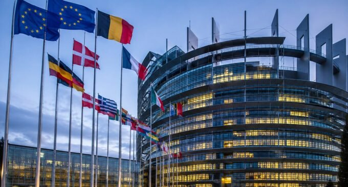 Parlamentares europeus e defensores de direitos pedem que Turquia inclua Movimento Hizmet em eventual anistia